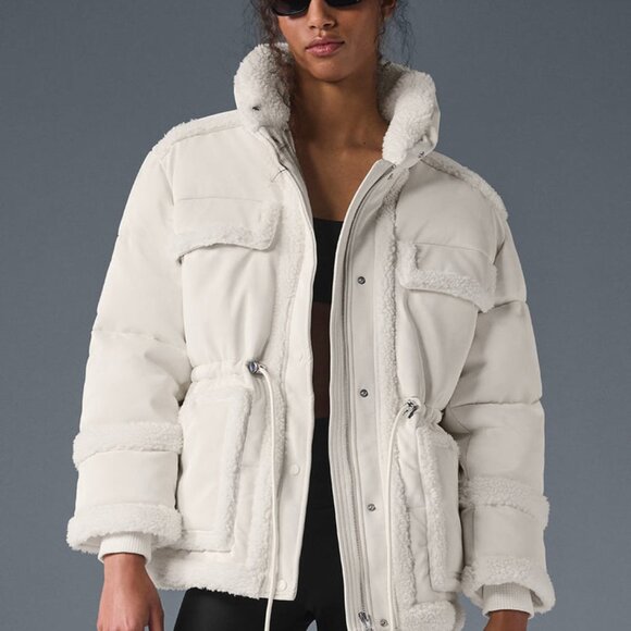 Alo Yoga Ice Breaker Puffer Jacket Ivory - Picture 1 of 5